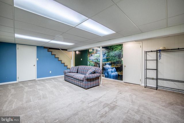 150 HILLCREST RD, Mohnton, PA 19540