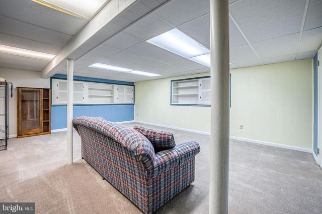 150 HILLCREST RD, Mohnton, PA 19540
