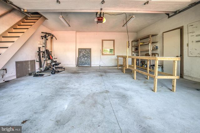 150 HILLCREST RD, Mohnton, PA 19540
