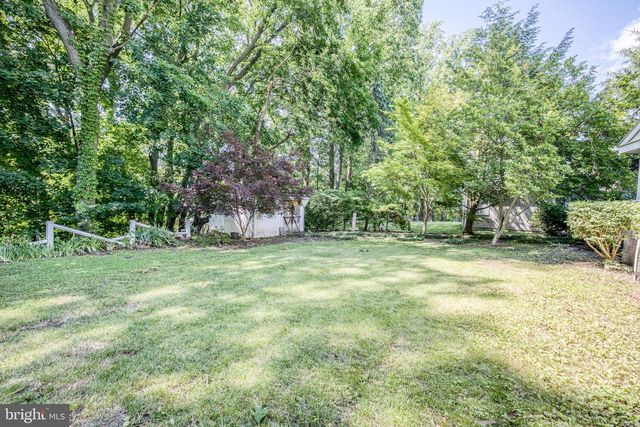 150 HILLCREST RD, Mohnton, PA 19540