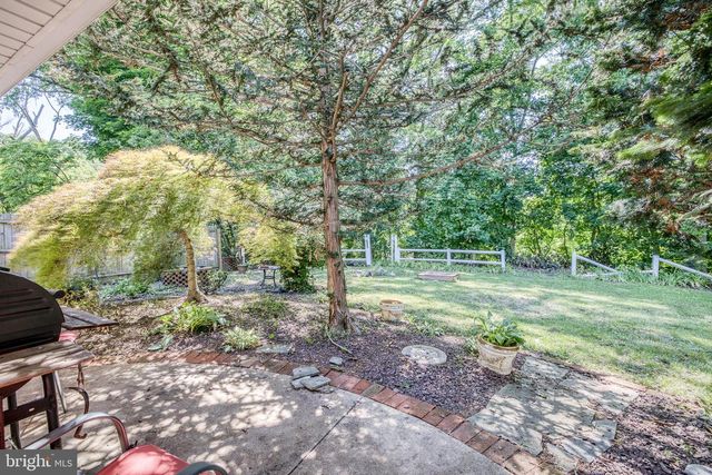 150 HILLCREST RD, Mohnton, PA 19540