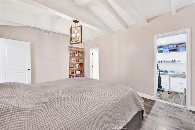 11020 Whitegate, Sunland, CA 91040