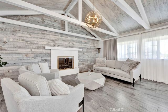 11020 Whitegate, Sunland, CA 91040