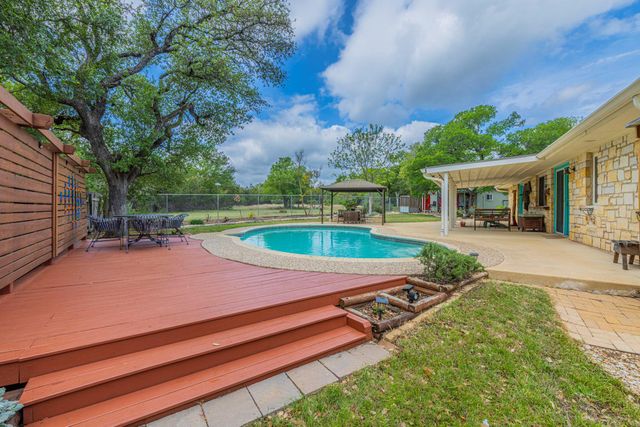 3900 Aero DR, Georgetown, TX 78628