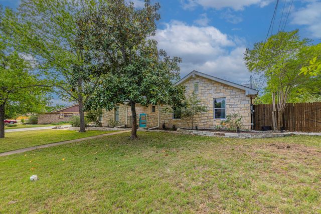 3900 Aero DR, Georgetown, TX 78628