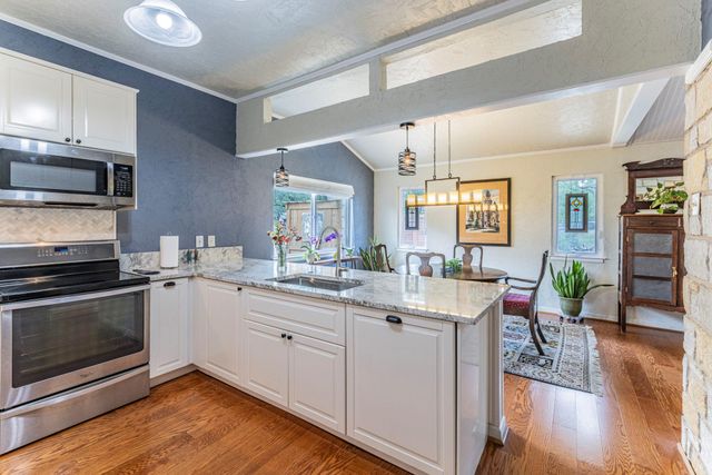 3900 Aero DR, Georgetown, TX 78628