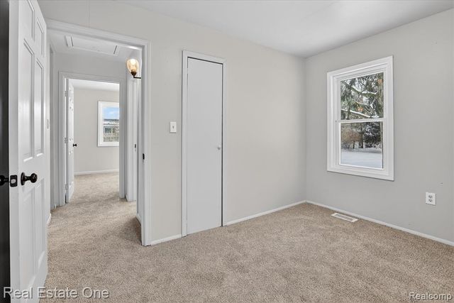 3267 Mills Acres Street, Flint, MI 48506