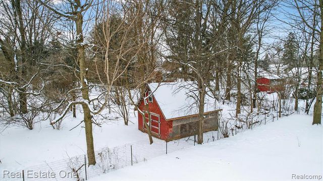 3267 Mills Acres Street, Flint, MI 48506