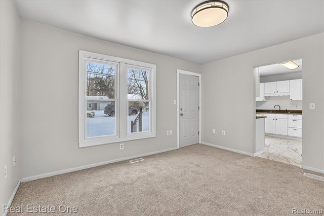 3267 Mills Acres Street, Flint, MI 48506