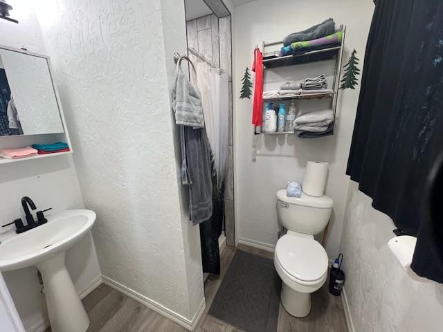 300 N Lowe, Hobart, OK 73651