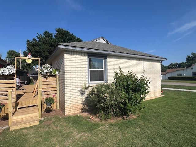 300 N Lowe, Hobart, OK 73651