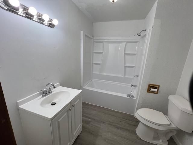 300 N Lowe, Hobart, OK 73651