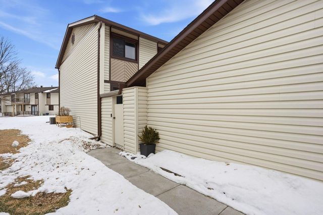 13638 Heather Hills Drive, Burnsville, MN 55337