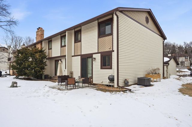 13638 Heather Hills Drive, Burnsville, MN 55337