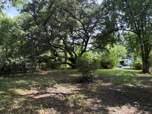 107 Lockhart Street, Walterboro, SC 29488