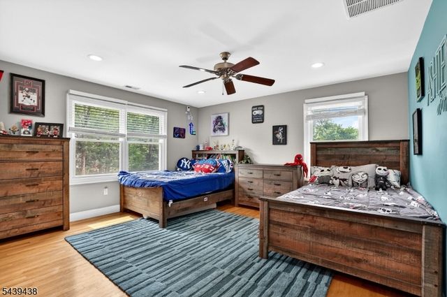 28 Fairview Dr, East Hanover Twp., NJ 07936
