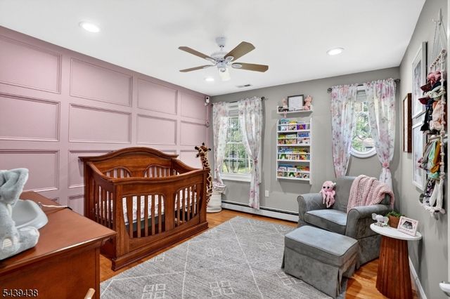 28 Fairview Dr, East Hanover Twp., NJ 07936
