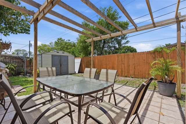 1008 CONNECTICUT ROAD, Tarpon Springs, FL 34689