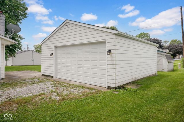 350 Maple Street, Monrovia, IN 46157