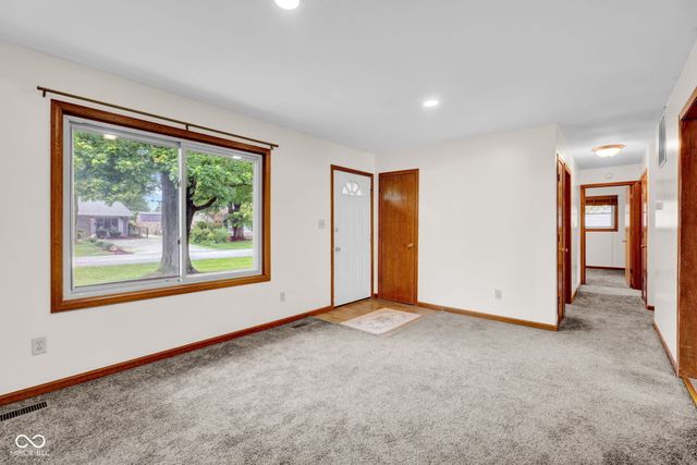 350 Maple Street, Monrovia, IN 46157