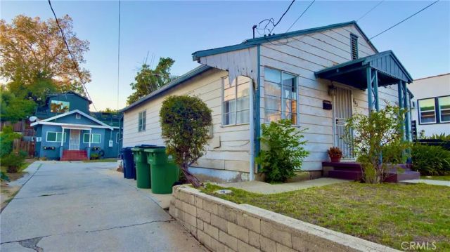 843 Laveta Terrace, Echo Park, CA 90026