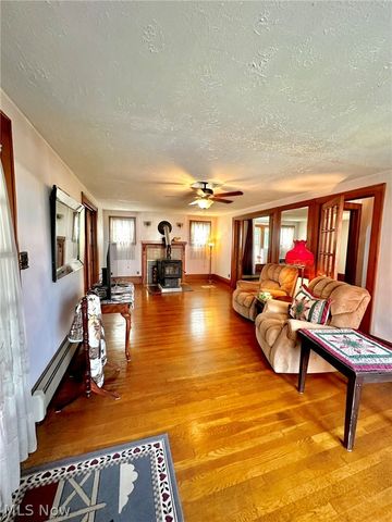 1619 Lynn Street, Parkersburg, WV 26101