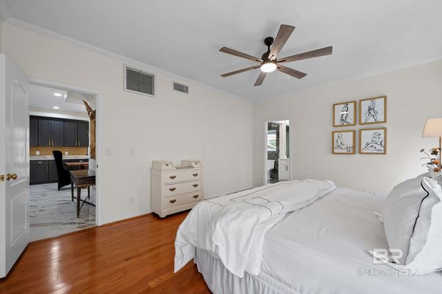 300 Volanta Avenue, Fairhope, AL 36532