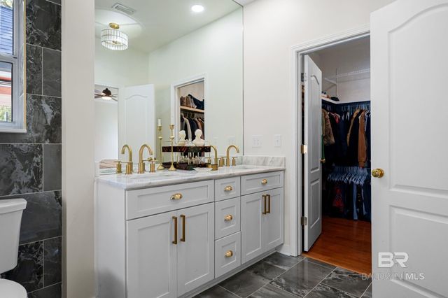 300 Volanta Avenue, Fairhope, AL 36532