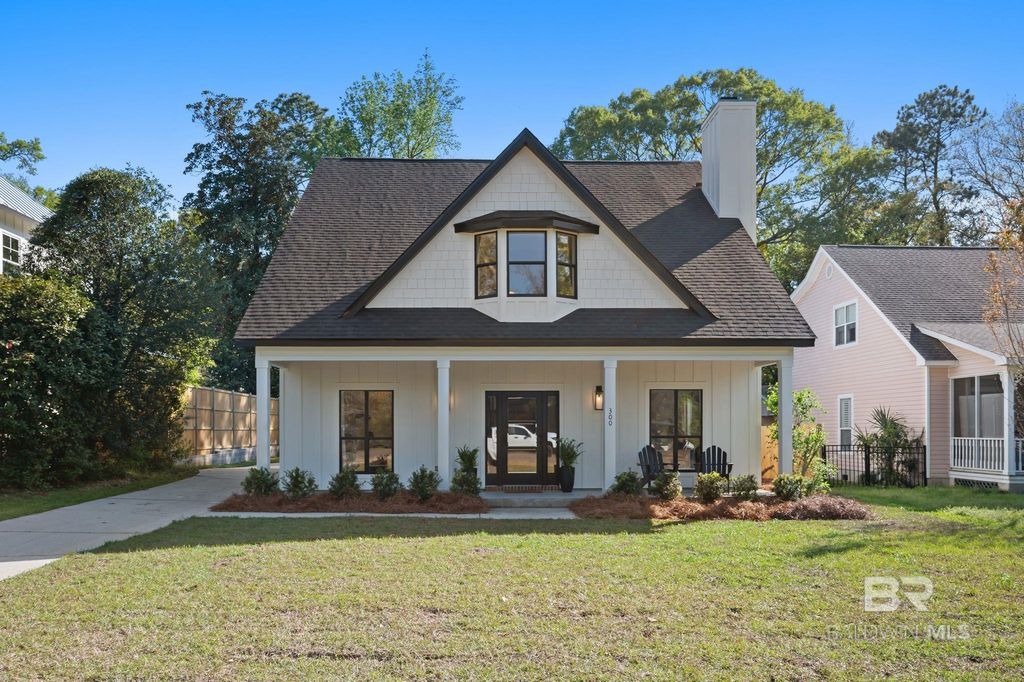 300 Volanta Avenue, Fairhope, AL 36532