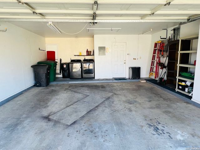 10866 Lake Path, San Antonio, TX 78217