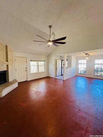 10866 Lake Path, San Antonio, TX 78217