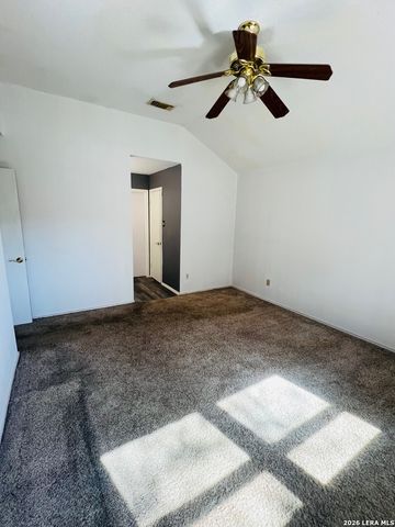 10866 Lake Path, San Antonio, TX 78217