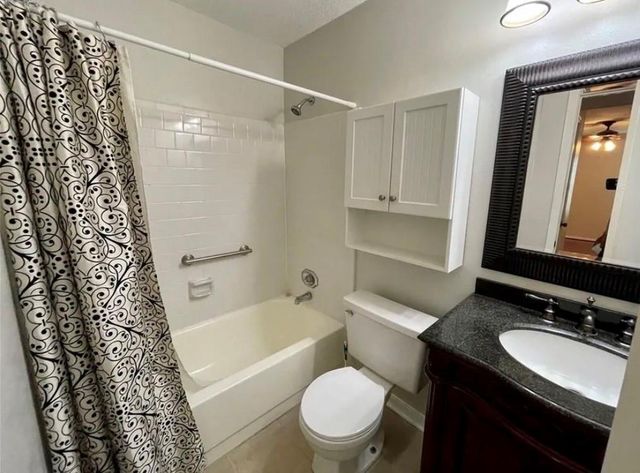 6040 Grelot Road 110, Mobile, AL 36609