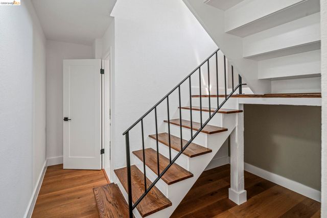 3230 Knowland Ave, Oakland, CA 94619