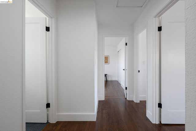 3230 Knowland Ave, Oakland, CA 94619