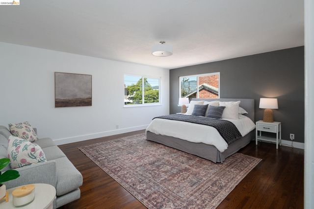 3230 Knowland Ave, Oakland, CA 94619