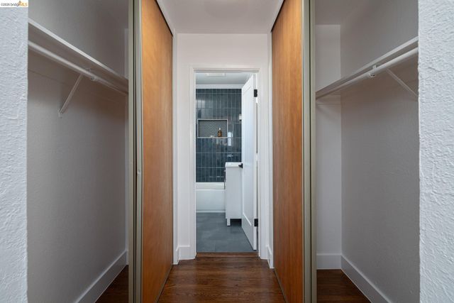 3230 Knowland Ave, Oakland, CA 94619