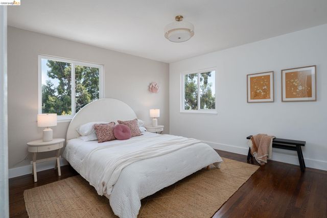 3230 Knowland Ave, Oakland, CA 94619