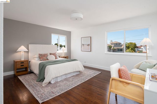 3230 Knowland Ave, Oakland, CA 94619