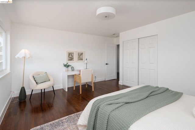 3230 Knowland Ave, Oakland, CA 94619