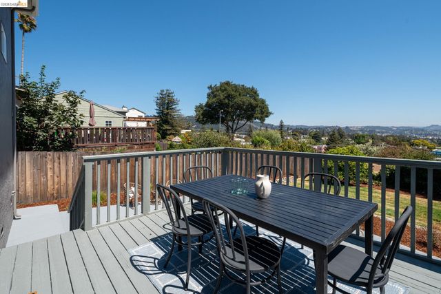 3230 Knowland Ave, Oakland, CA 94619