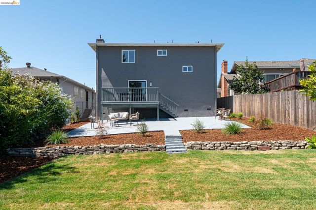 3230 Knowland Ave, Oakland, CA 94619