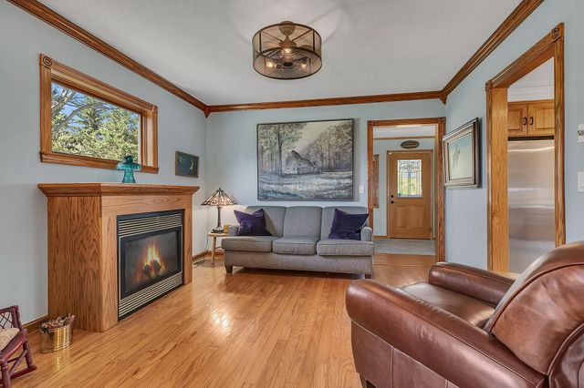 4909 County Road 9 NE, Willmar, MN 56201