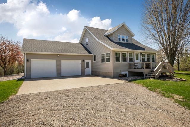 4909 County Road 9 NE, Willmar, MN 56201