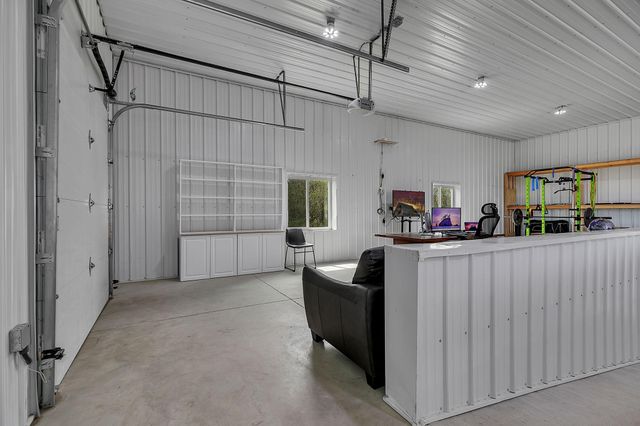 4909 County Road 9 NE, Willmar, MN 56201