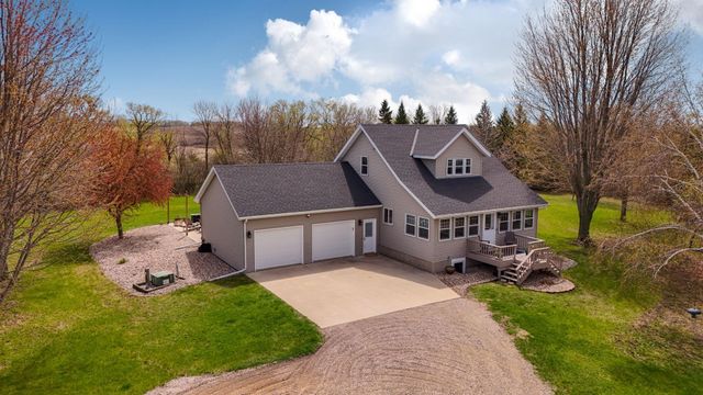 4909 County Road 9 NE, Willmar, MN 56201