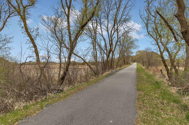 4909 County Road 9 NE, Willmar, MN 56201