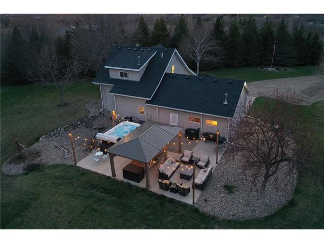 4909 County Road 9 NE, Willmar, MN 56201