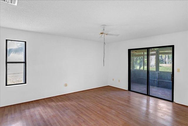 7 Bay Cedar Court, Royal Palm Beach, FL 33411