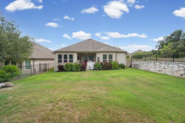 749 Jacksdaw DR, Austin, TX 78737